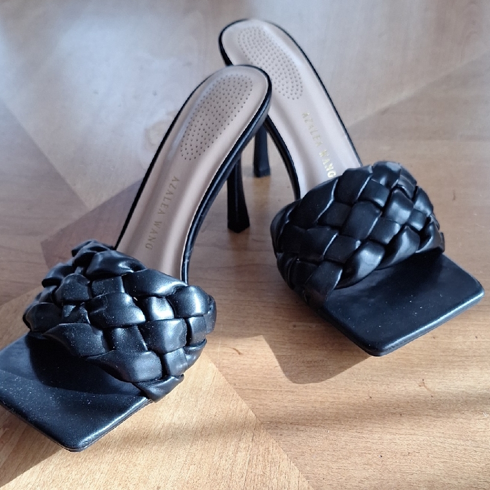 Chic Black Woven Heels